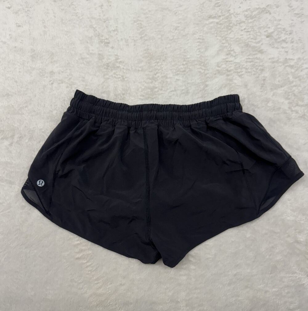 Lululemon Hotty Hot Shorts Womens 8 Black 4 Inch Inseam Lined Athletic Running